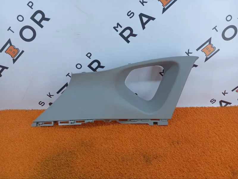 Накладка на стойку кузова