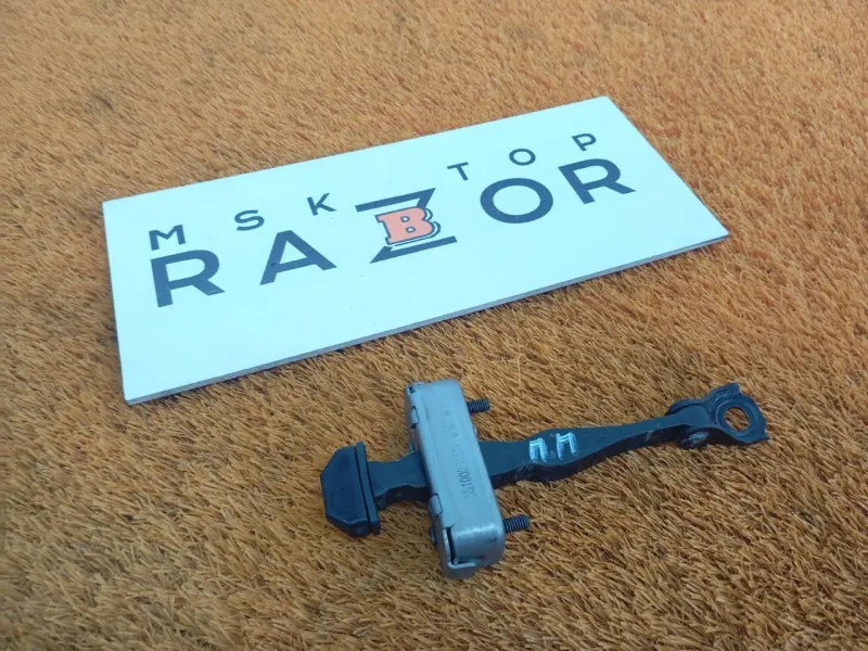 Ограничитель двери