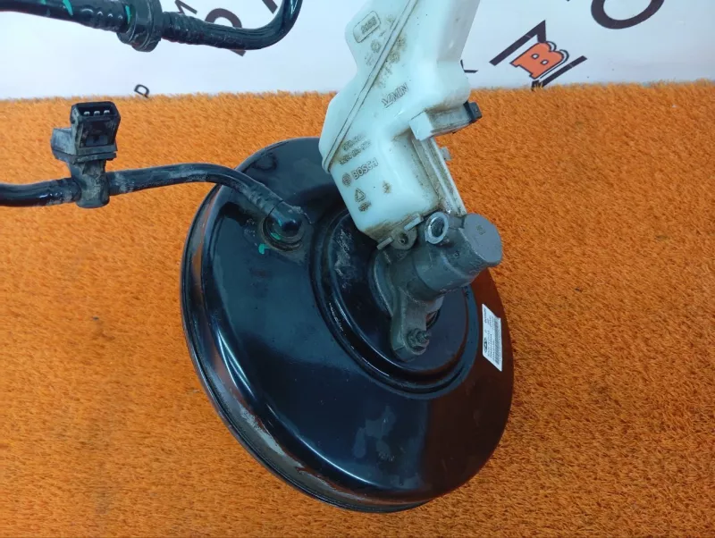 Вакуумный усилитель тормозов