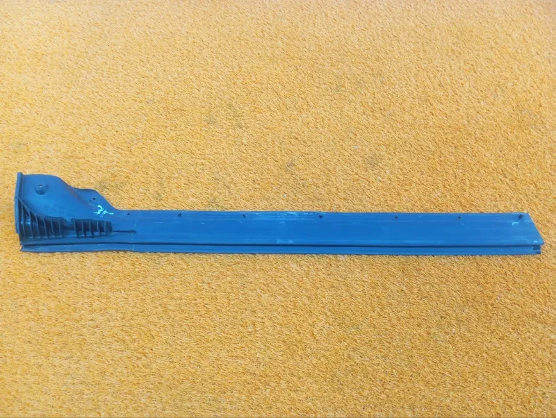 Уплотнитель двери