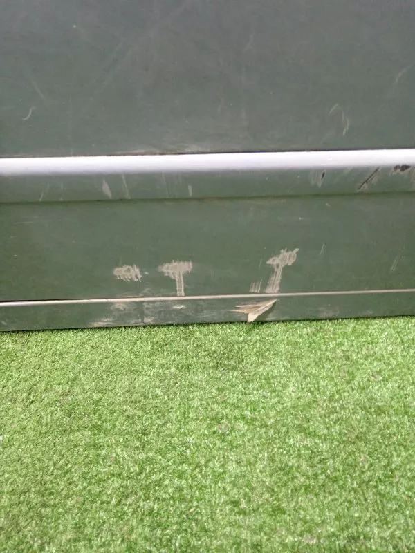 Дверь Audi A4 2005 8E0831052J B7, передняя правая