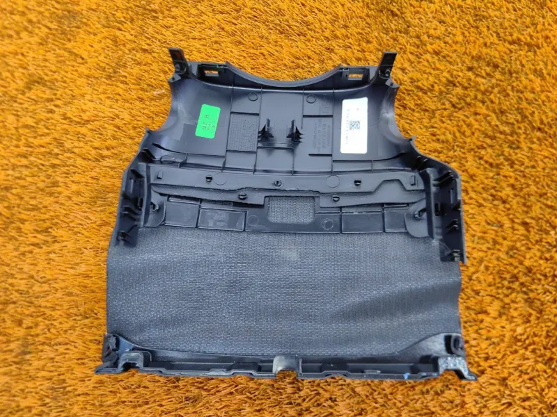 Кожух рулевой колонки