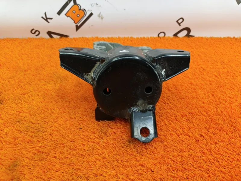 Опора двигателя