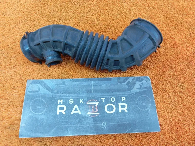 Патрубок воздушного фильтра