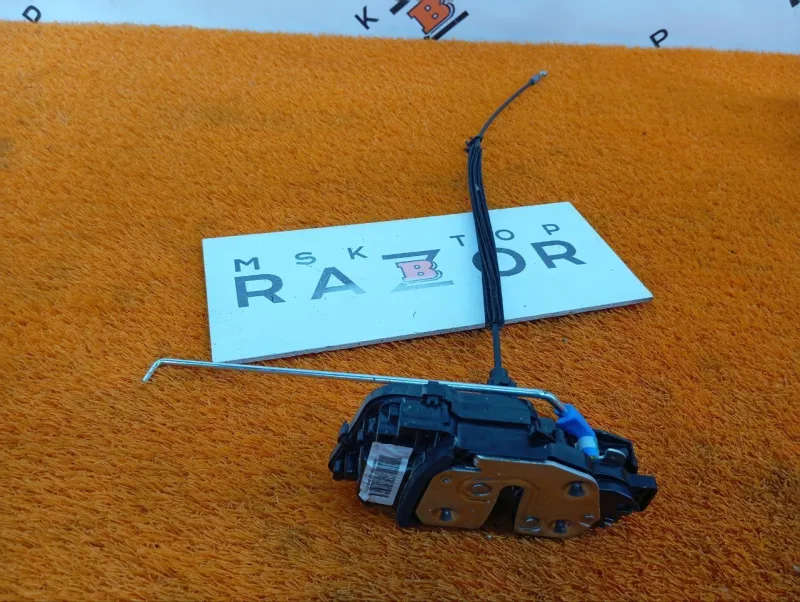 Замок двери