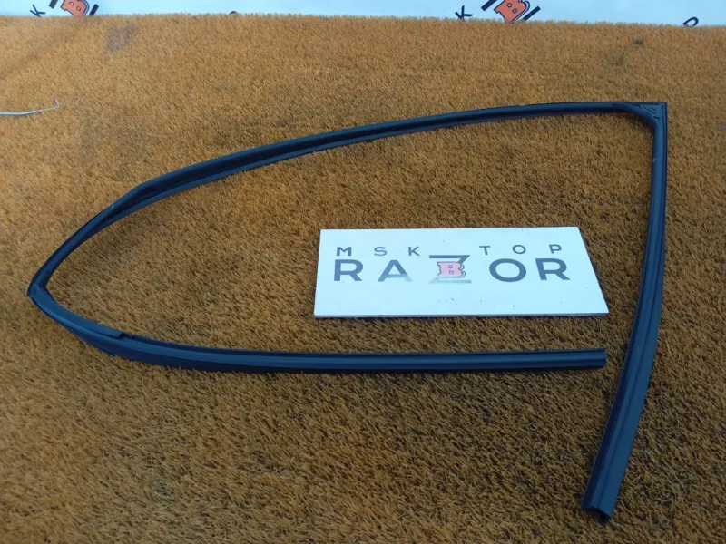 Уплотнитель стекла двери