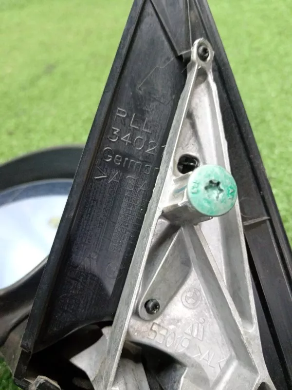 Зеркало боковое