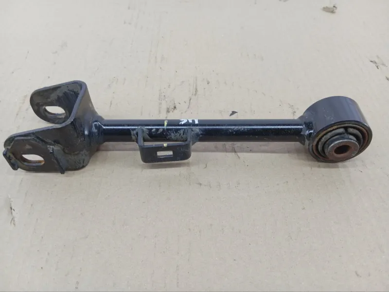 Рычаг подвески