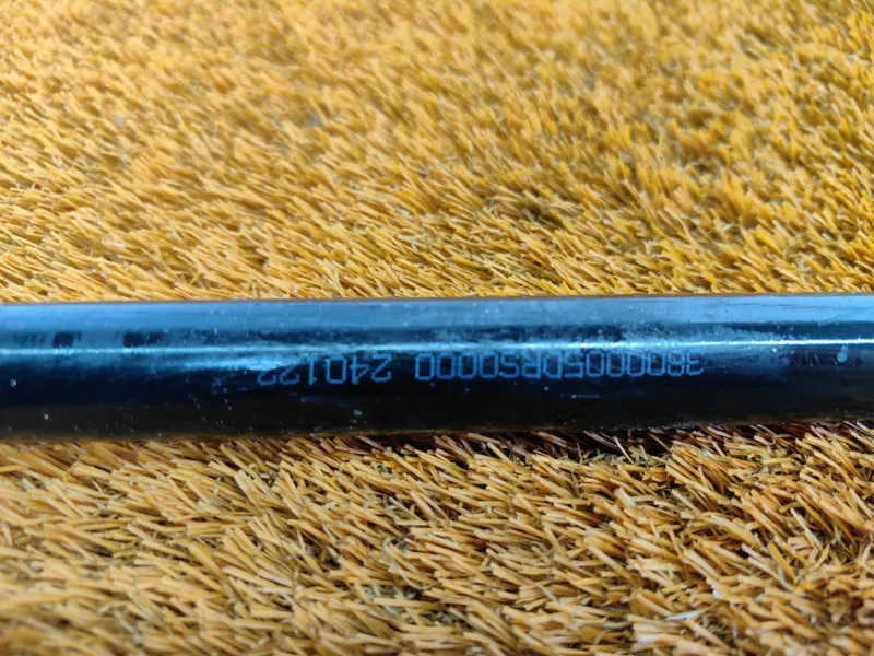 Крюк буксировочный