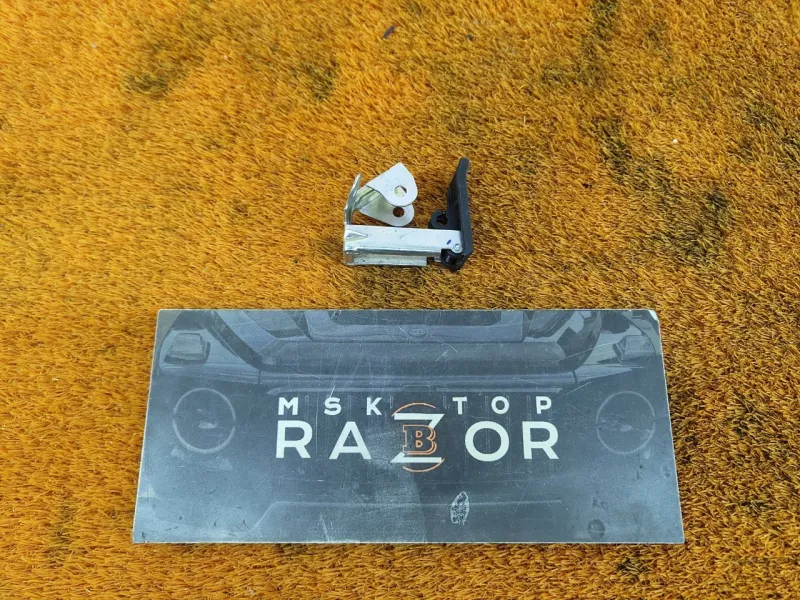 Ручка открывания капота