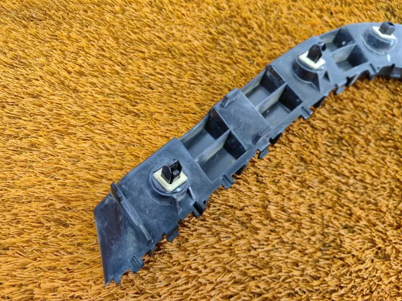 Кронштейн бампера