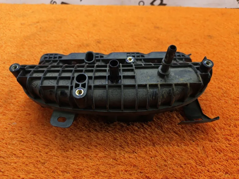 Коллектор впускной