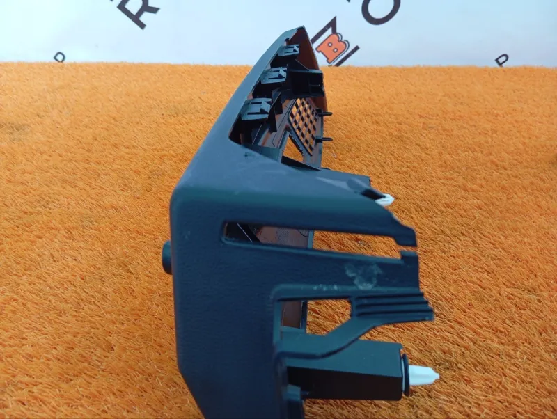 Обшивка багажника