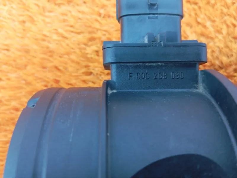 Датчик массового расхода воздуха