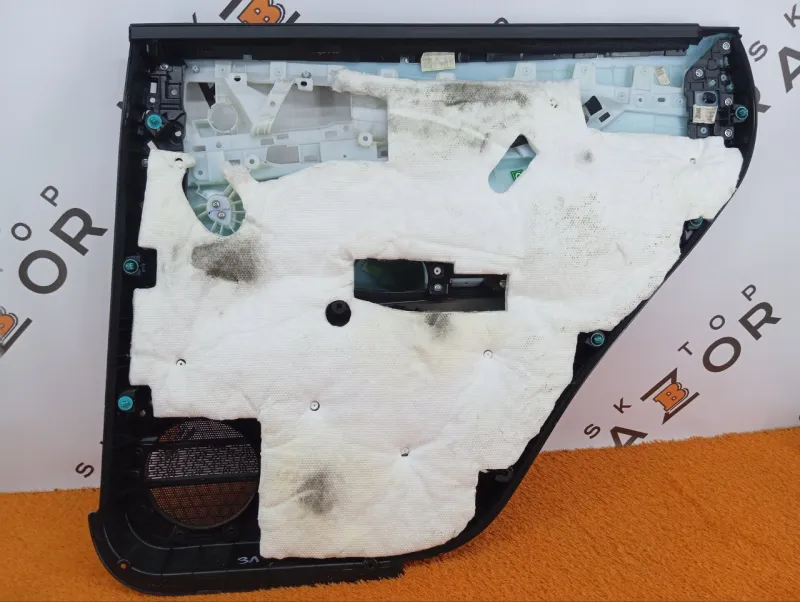 Обшивка двери