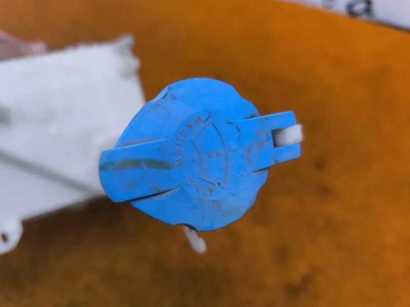 Бачок омывателя