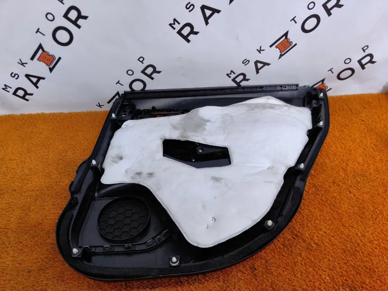 Обшивка двери