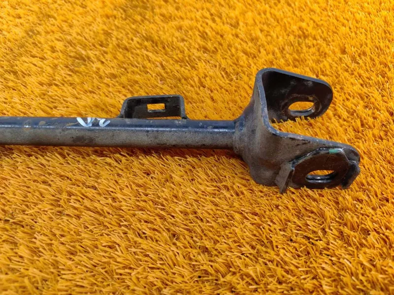 Рычаг подвески