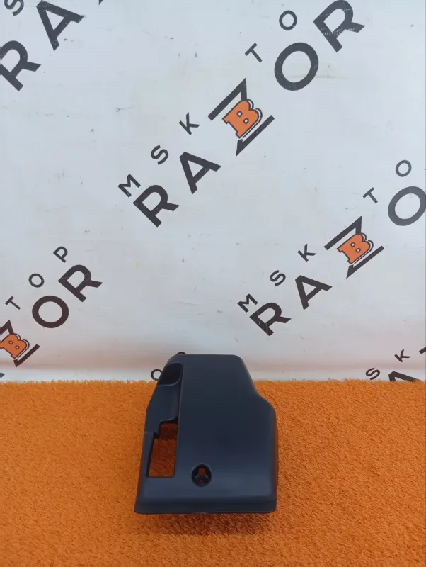 Кожух рулевой колонки