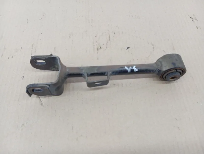 Рычаг подвески