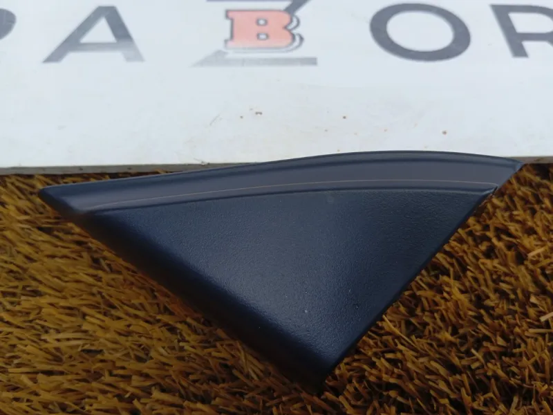 Накладка зеркала внутренняя