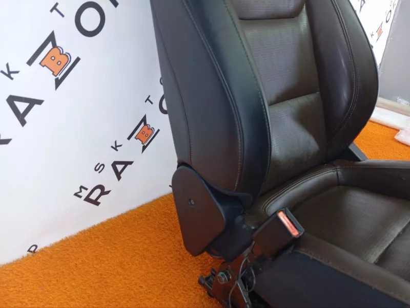 Сиденье Chery Tiggo 8 Pro 2023 402002099AAABN SQRF4J16C, переднее левое