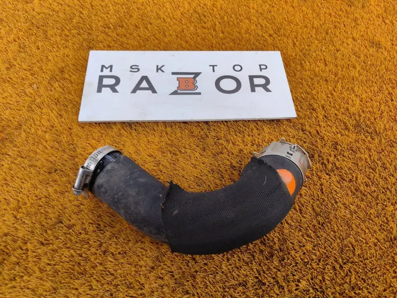 Патрубок интеркулера