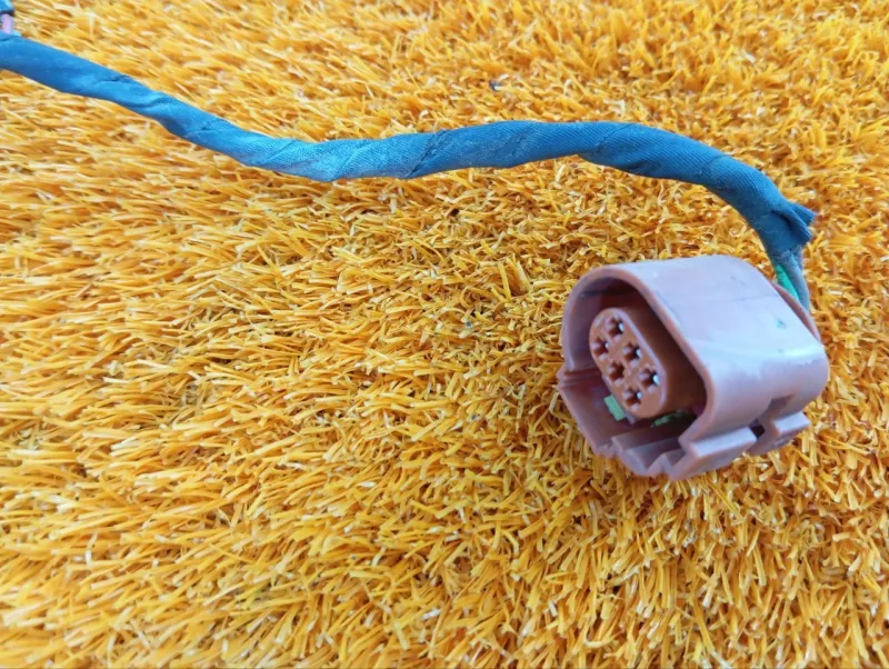 Проводка подкапотная