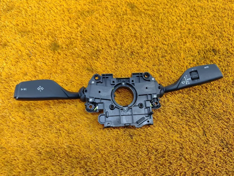 Подрулевой переключатель