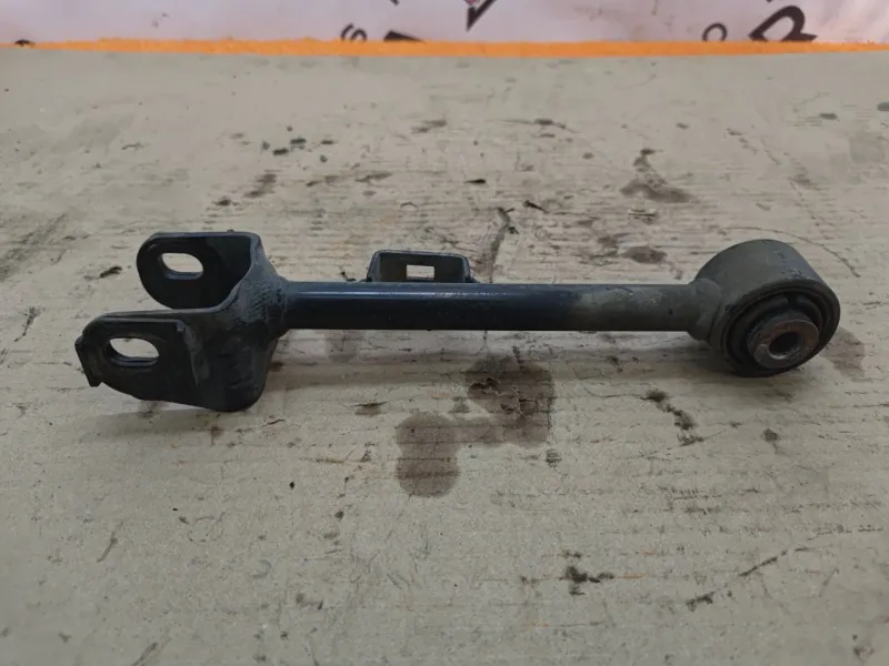 Рычаг подвески