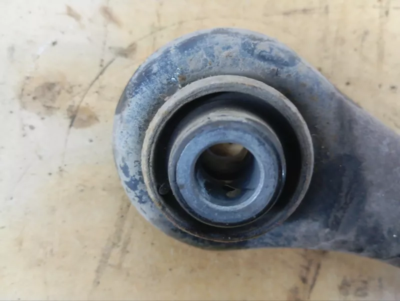 Рычаг подвески