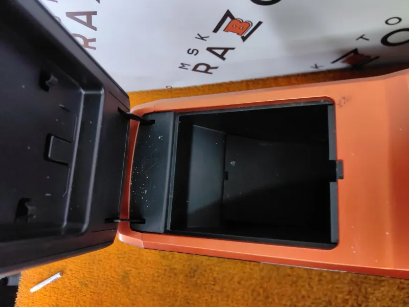 Консоль центральная