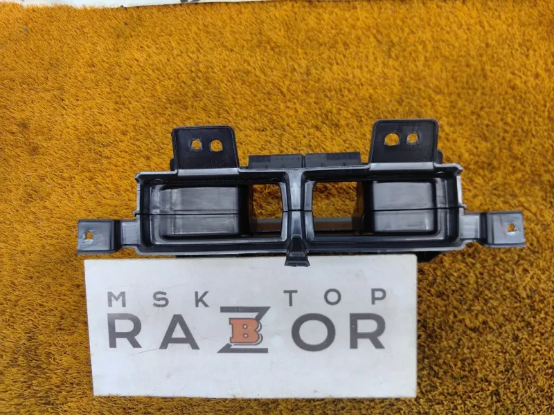 Воздуховод салона