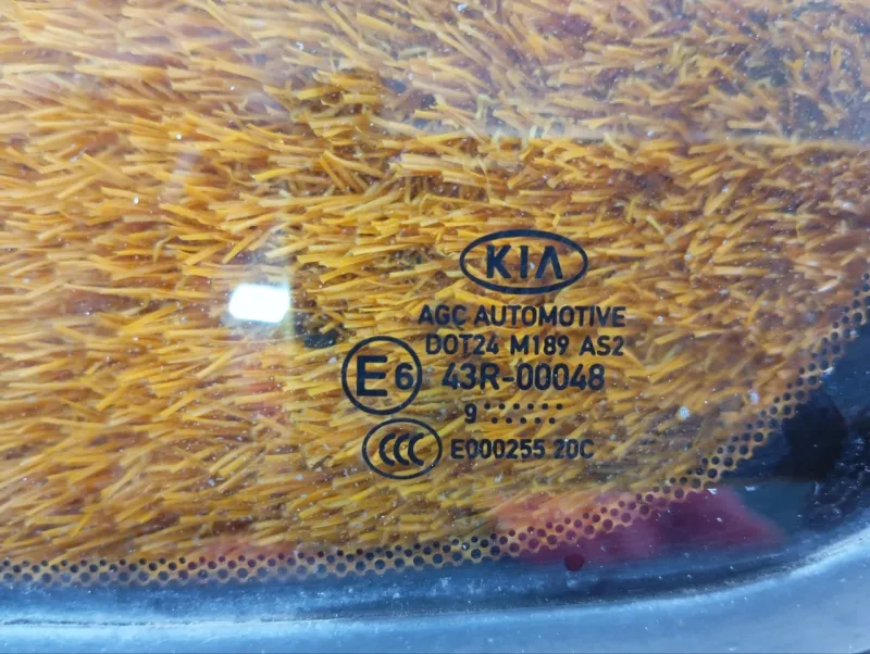 Форточка двери