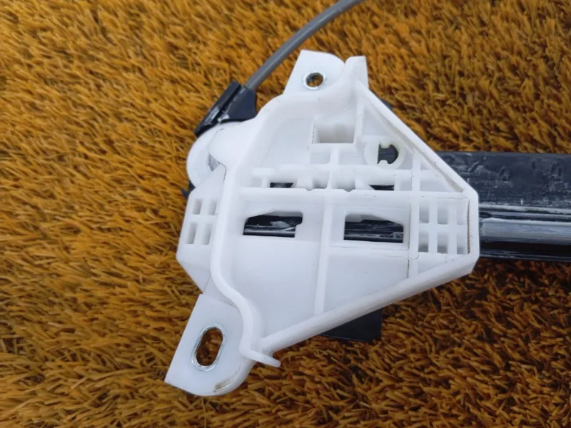 Стеклоподъемник