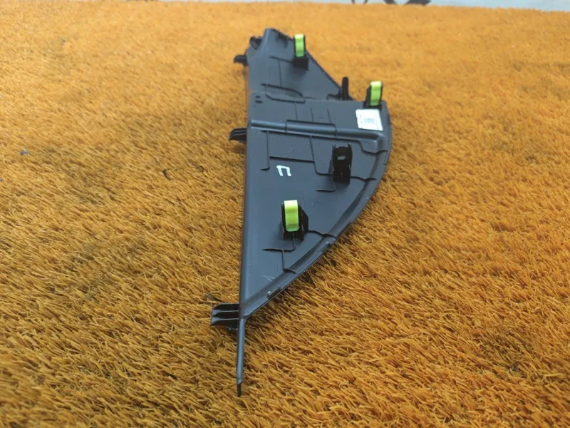 Накладка на торпедо