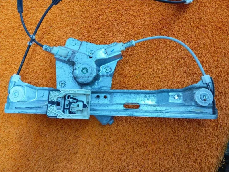 Стеклоподъемник