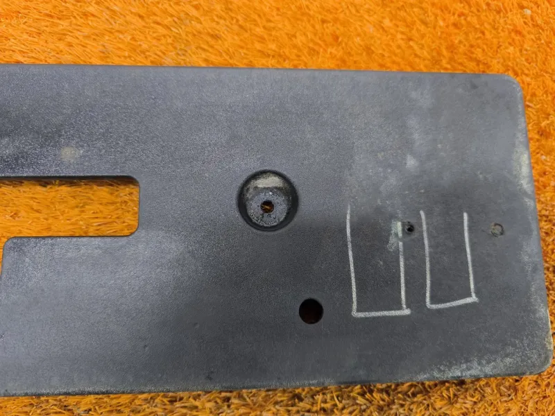 Площадка номерного знака