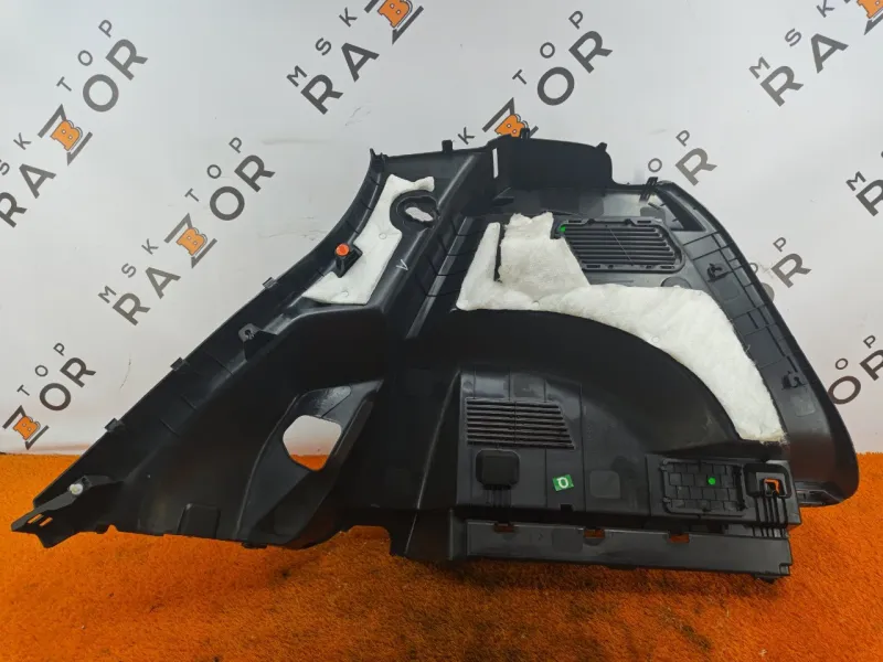 Обшивка багажника