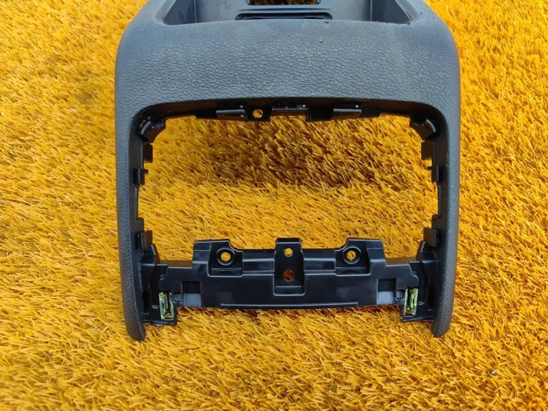 Накладка центральной консоли