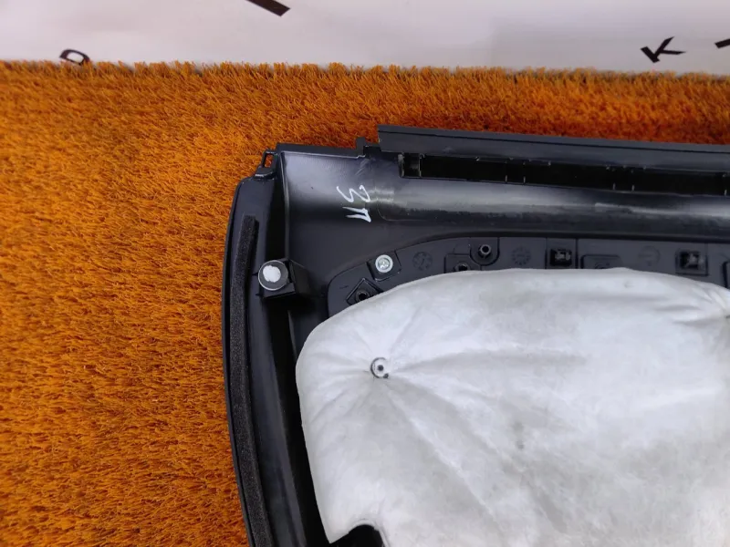 Обшивка двери