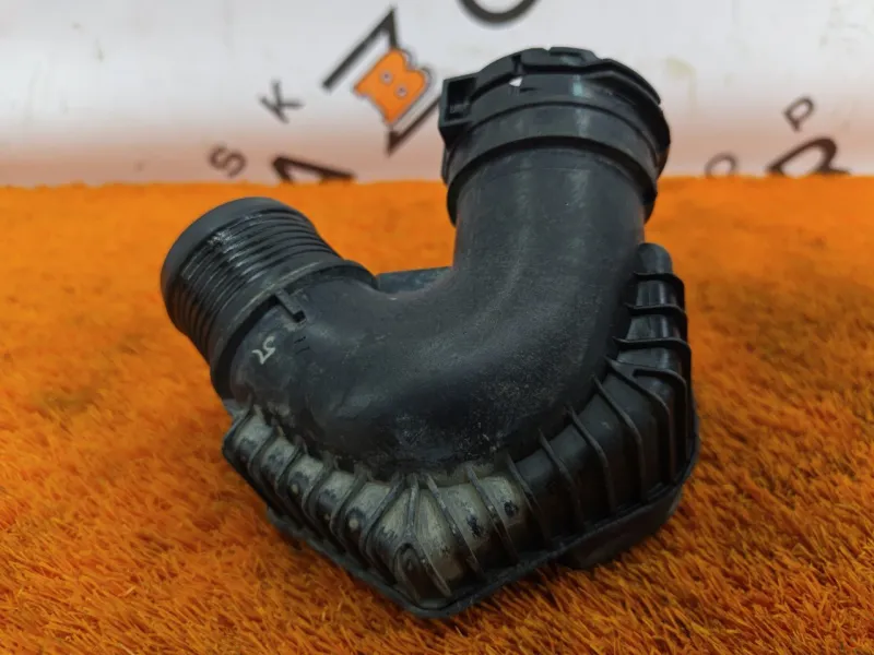 Патрубок интеркулера