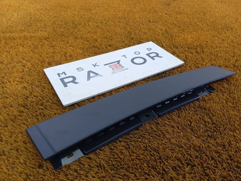 Молдинг двери