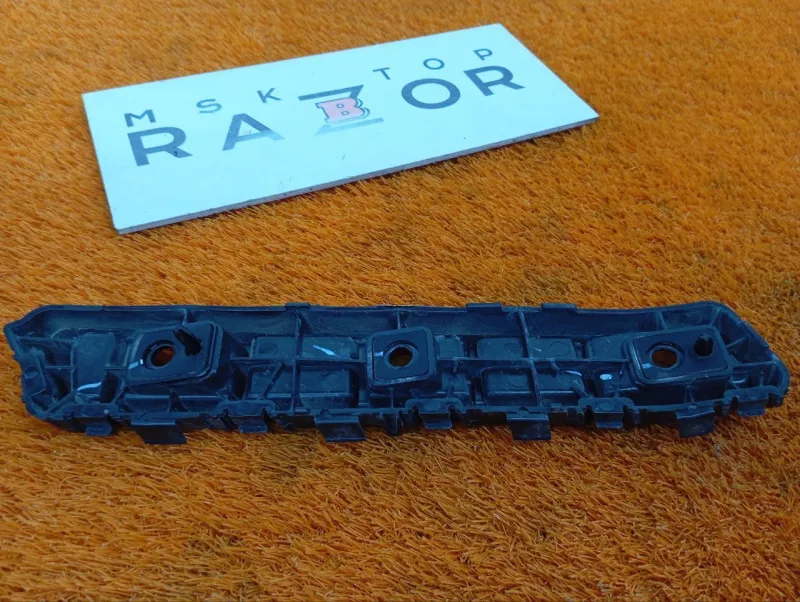 Крепление бампера