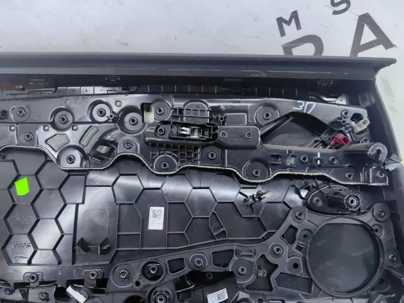 Обшивка двери