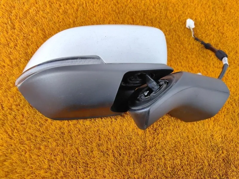 Зеркало боковое