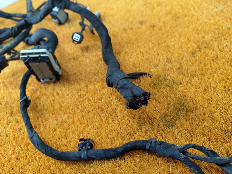 Проводка подкапотная