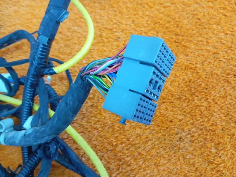 Проводка салона