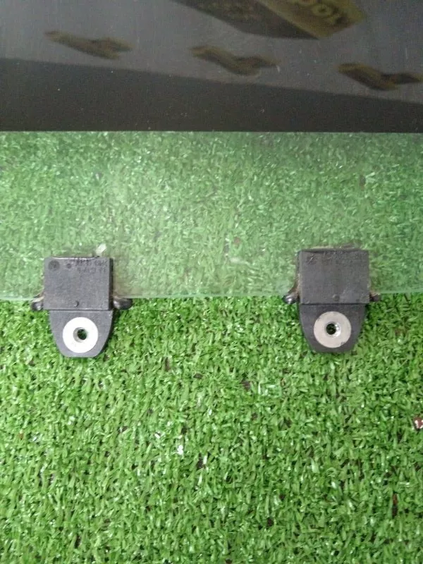 Стекло двери