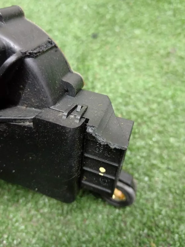 Моторчик стеклоочистителя BMW X5 2006 692785103 E53